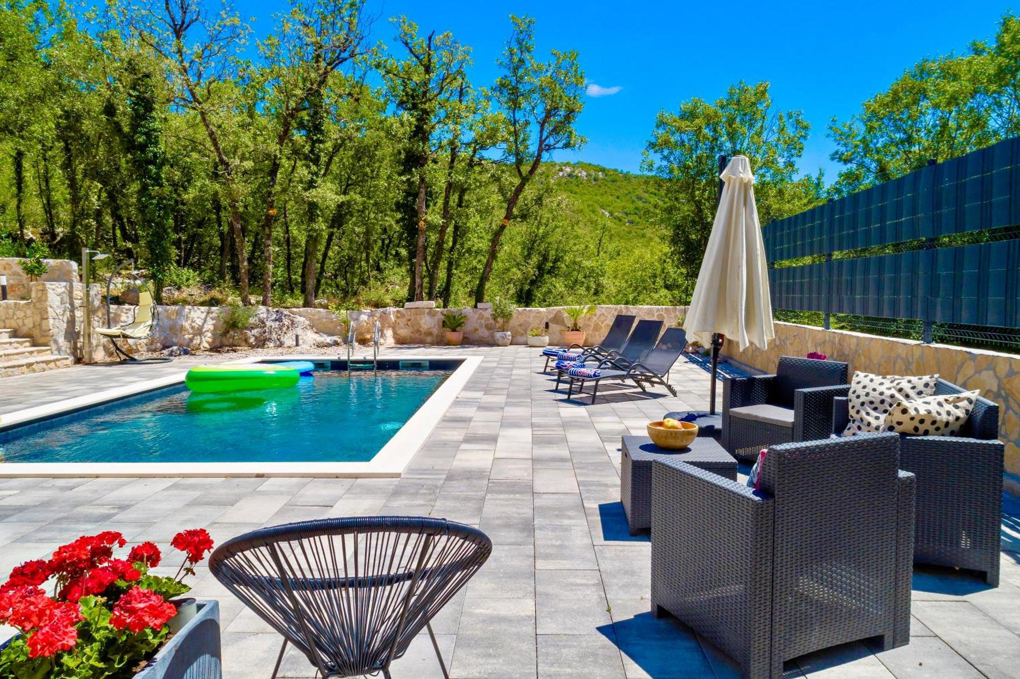 Luxury Villa Andrea Vrzika In Forest Near The Sea Zagvozd المظهر الخارجي الصورة